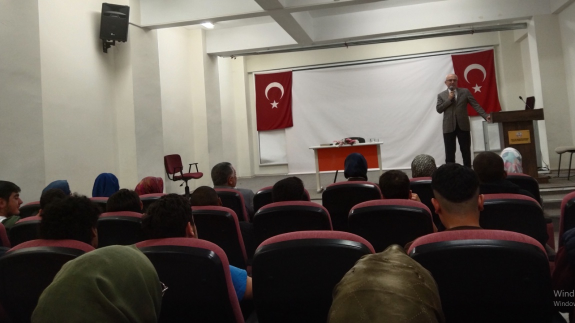 Ankara Üniversitesi İlahiyat Fakültesi Dekanı Prof. Dr. İrfan AYCAN oklumuzu ziyaret etti